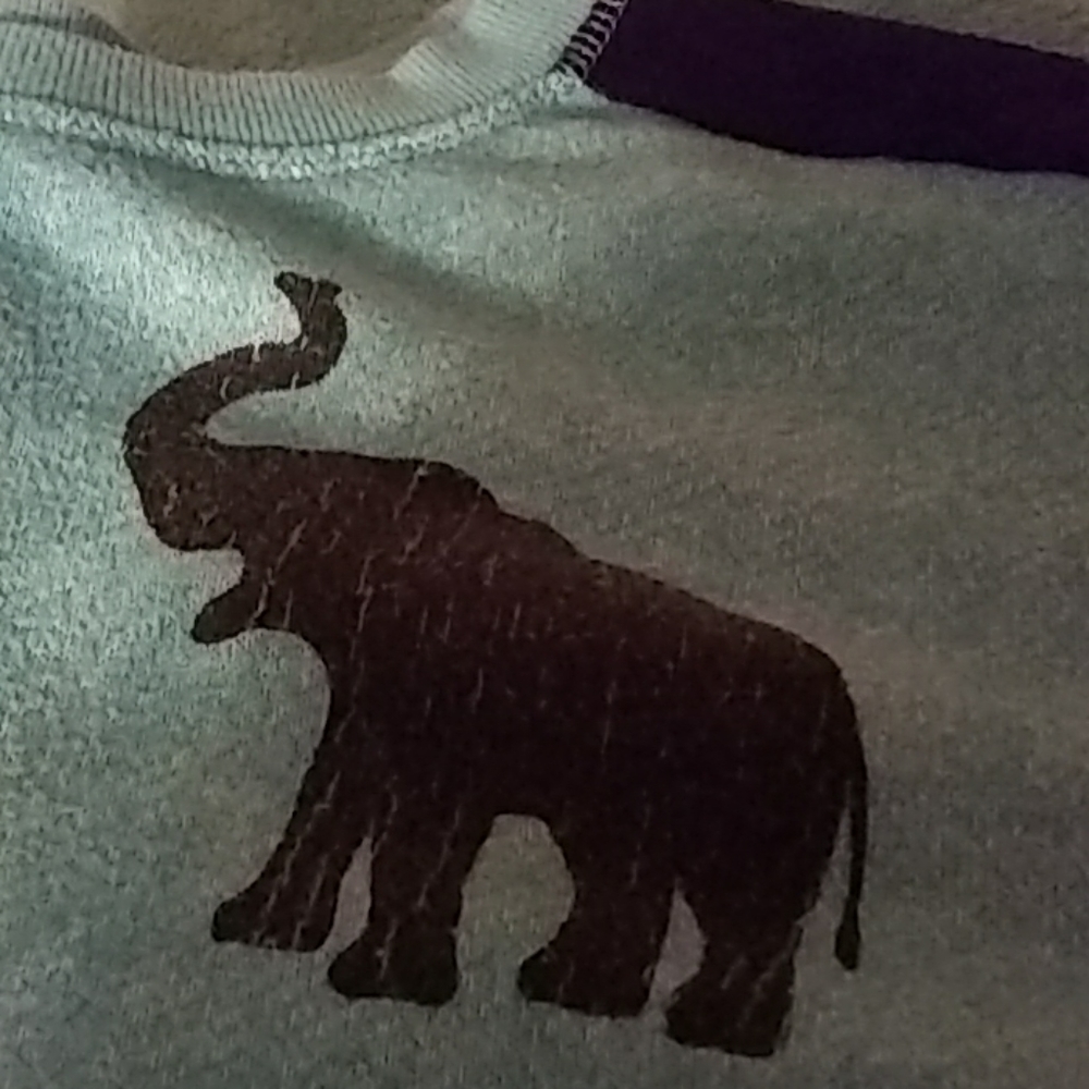 Sweater - Picture 3 of 6
